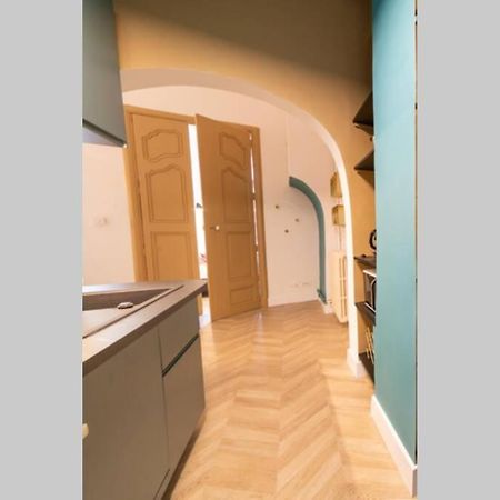 Romantic Flat In The Heart Of The City Avignon Eksteriør billede