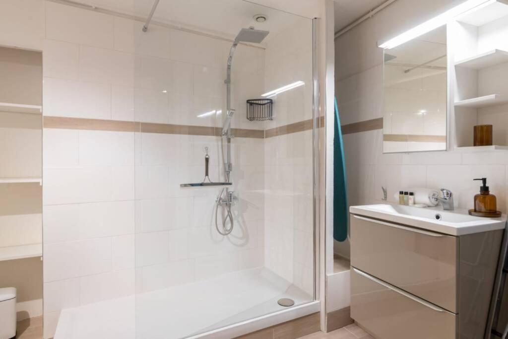 Romantic Flat In The Heart Of The City Avignon Eksteriør billede